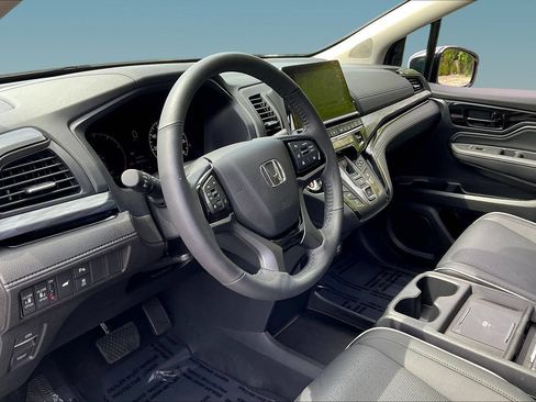 Used 2026 Honda Odyssey Elite image 17