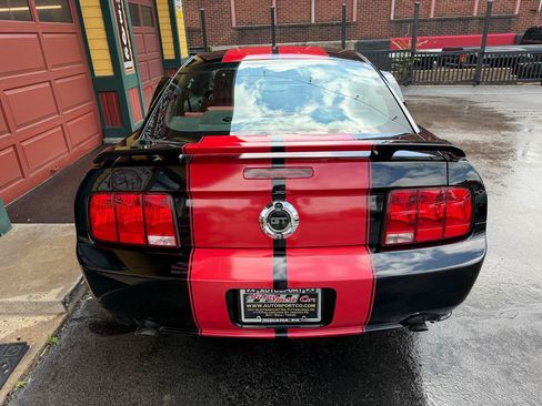 Used 2006 Ford Mustang GT RWD image 7