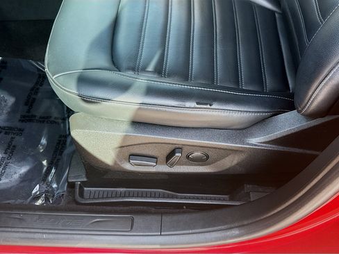 Used 2022 Ford Edge SEL w/ Convenience Package image 17