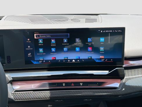 New 2027 BMW 550e xDrive w/ Executive Package AWD/4WD image 29