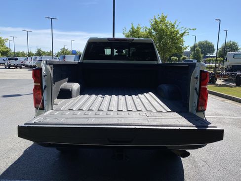 Used 2025 Chevrolet Silverado 2500 LT w/ Trail Boss Package AWD/4WD image 11