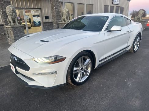 Used 2018 Ford Mustang Premium w/ Equipment Group 201A image 2