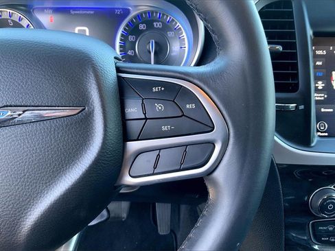 Used 2022 Chrysler 300 Touring w/ Sport Appearance Package image 16