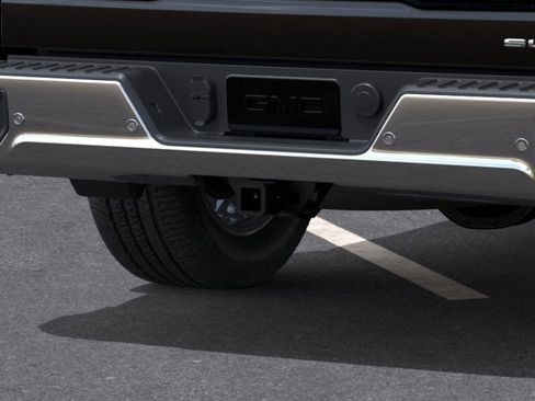 New 2026 GMC Sierra 1500 SLT image 14