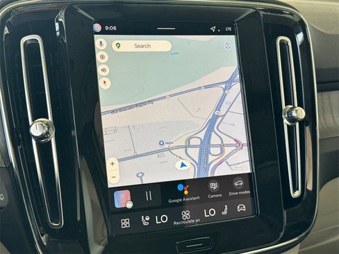 New 2026 Volvo XC40 B5 Ultra image 18