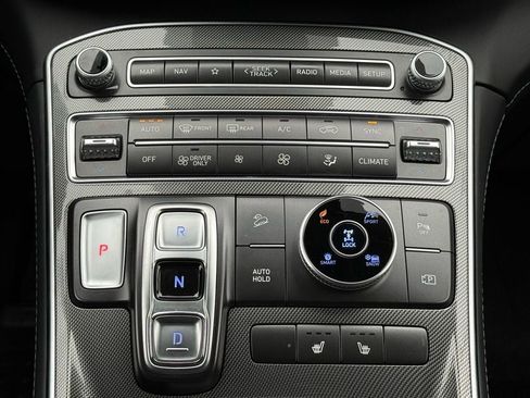 Used 2023 Hyundai Santa Fe SEL Premium image 26