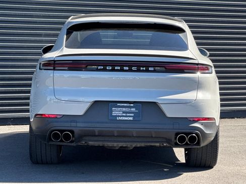 Certified 2024 Porsche Cayenne S AWD/4WD image 8
