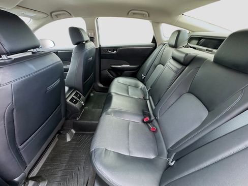 Used 2018 Honda Clarity Touring image 15