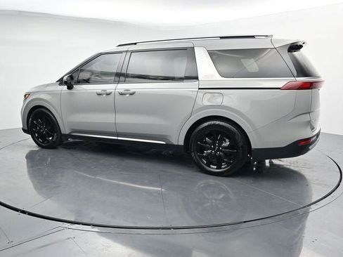 Used 2024 Kia Carnival SX Prestige FWD image 6