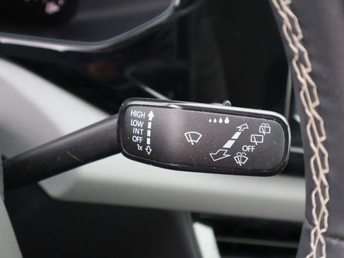 Certified 2023 Volkswagen Taos S image 32