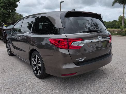 Used 2019 Honda Odyssey Elite image 4