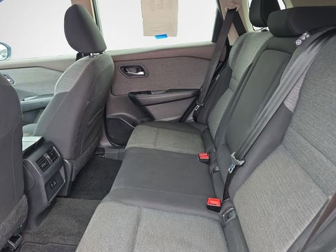 Used 2023 Nissan Rogue SV image 22