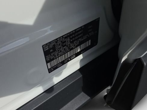 Used 2025 Toyota RAV4 XLE w/ Convenience Package FWD image 26