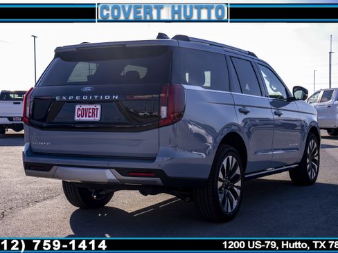 New 2025 Ford Expedition Platinum w/ Driver's Package image 6