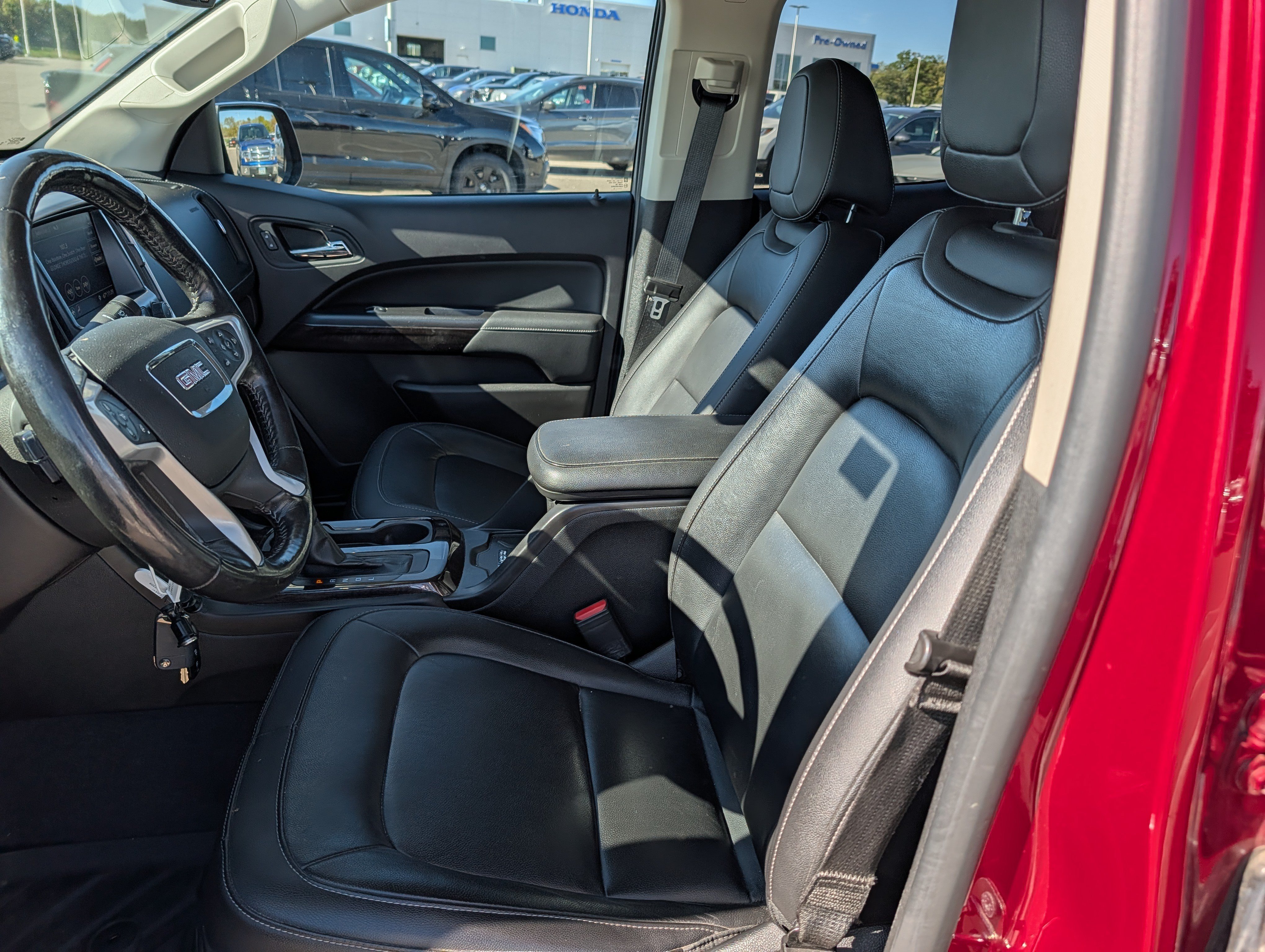 Used 2019 GMC Canyon SLT w/ Trailering Package AWD/4WD image 8