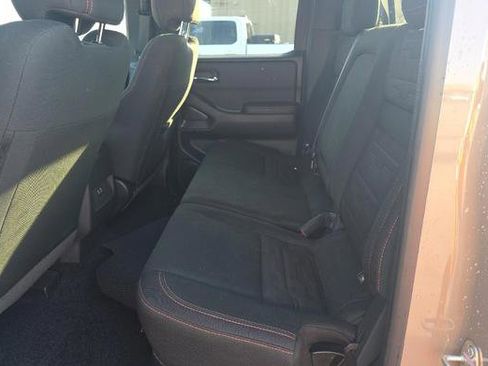 Used 2023 Nissan Frontier PRO-4X w/ Technology Package image 9