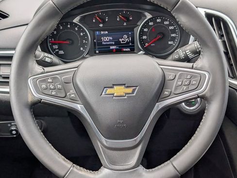 Used 2022 Chevrolet Equinox LT FWD image 13