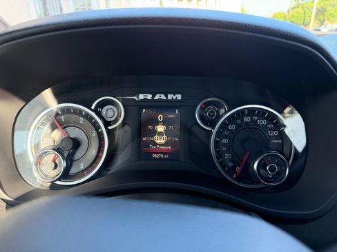 Used 2024 RAM 3500 Big Horn w/ Heated Seats & Wheel Group AWD/4WD image 12