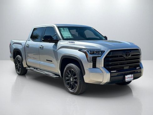 New 2026 Toyota Tundra Limited AWD/4WD image 3