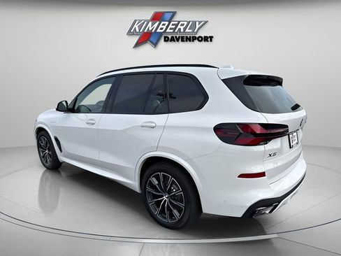 New 2026 BMW X5 xDrive50e w/ M Sport Package AWD/4WD image 3