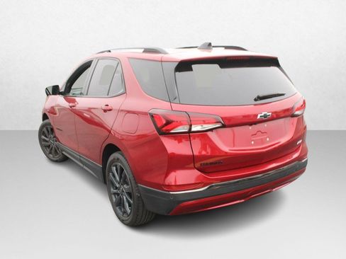 Used 2023 Chevrolet Equinox RS image 5