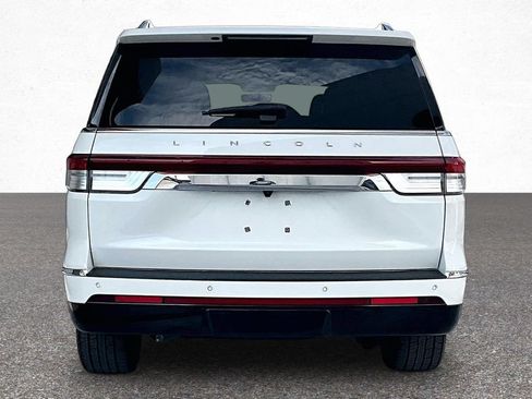 Used 2024 Lincoln Navigator Reserve AWD/4WD image 6