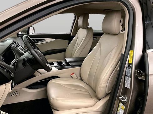 Used 2018 Lincoln MKX Premiere FWD image 24