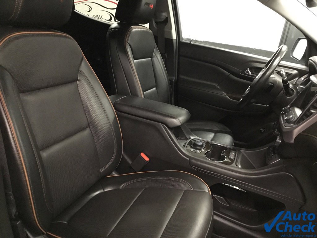 Used 2022 GMC Acadia AT4 w/ Technology Package AWD/4WD image 37