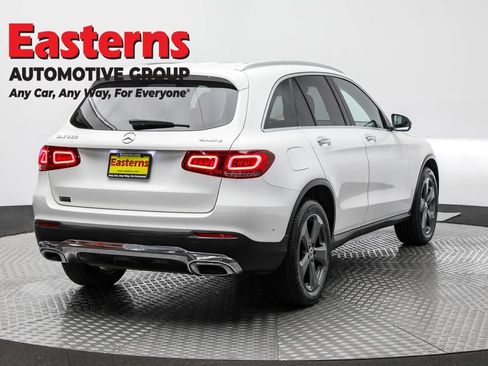 Used 2021 Mercedes-Benz GLC 300 4MATIC w/ Driver Assistance Package image 5