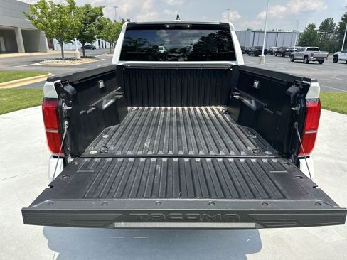 Certified 2025 Toyota Tacoma SR5 RWD image 32