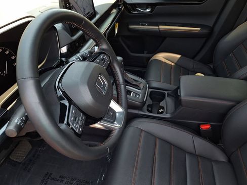 Used 2025 Honda CR-V Sport Touring image 10