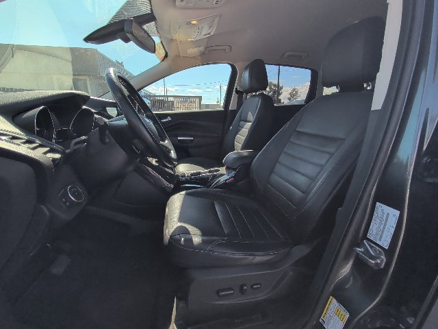 Used 2016 Ford Escape Titanium FWD image 4