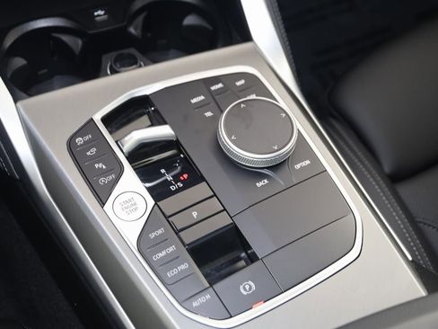 Used 2025 BMW M240i Coupe image 36