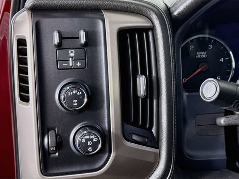 Used 2019 GMC Sierra 2500 Denali AWD/4WD image 11