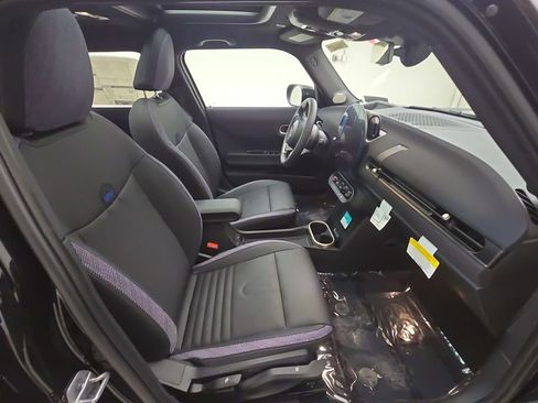 New 2026 MINI Cooper 4-Door Hardtop image 29