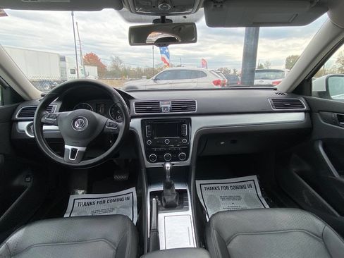 Used 2012 Volkswagen Passat 2.5 SE image 13