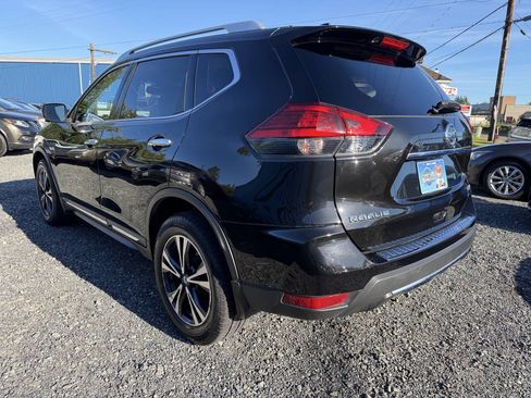 Used 2017 Nissan Rogue SL w/ SL Premium Package AWD/4WD image 4