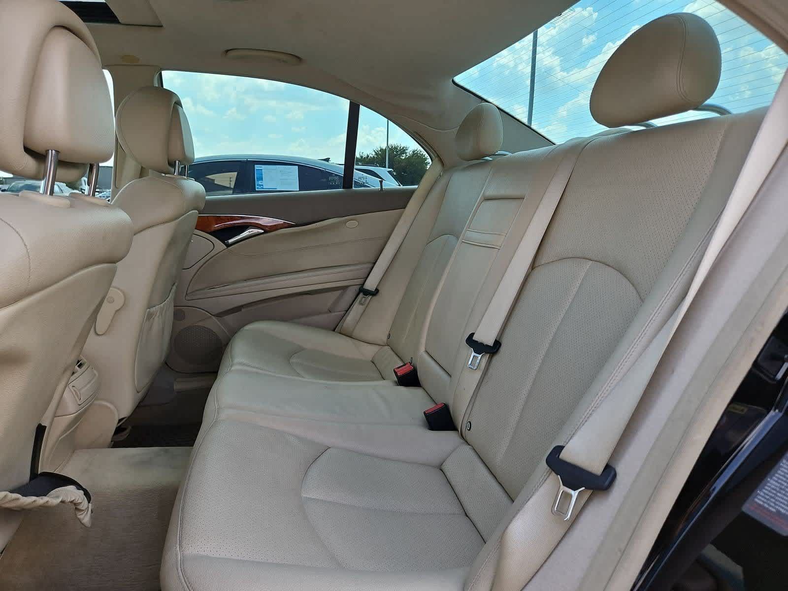 Used 2006 Mercedes-Benz E 320 CDI Sedan image 19