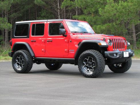 Used 2022 Jeep Wrangler Unlimited Rubicon 4xe w/ Cold Weather Group image 5