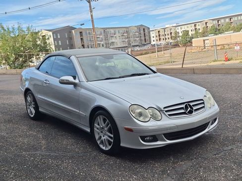 Used 2008 Mercedes-Benz CLK 350 Cabriolet image 3