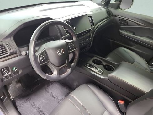 Certified 2025 Honda Ridgeline TrailSport image 28