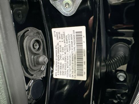 Used 2018 Honda Civic Si image 30