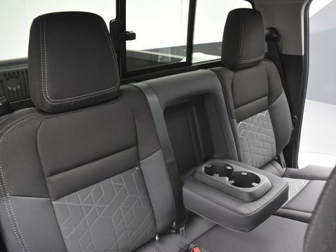 New 2026 Nissan Frontier SV w/ Tow Package image 22