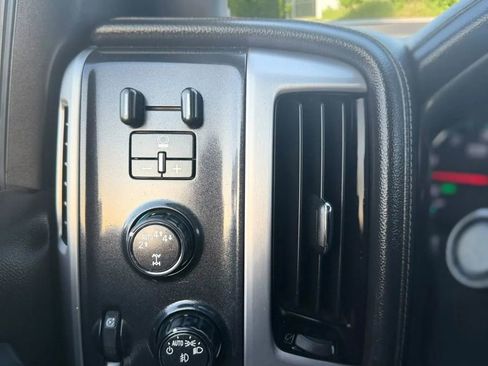 Used 2017 GMC Sierra 1500 SLT AWD/4WD image 18