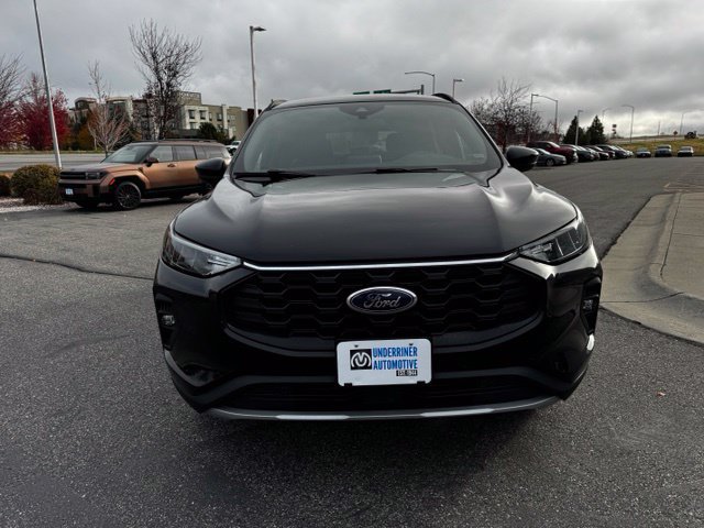 Used 2025 Ford Escape ST-Line Select AWD/4WD image 5