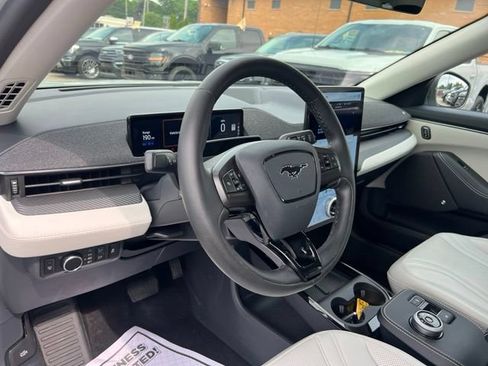 Certified 2023 Ford Mustang Mach-E Premium AWD/4WD image 7