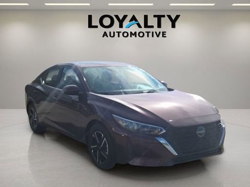 Used 2025 Nissan Sentra SV image 8
