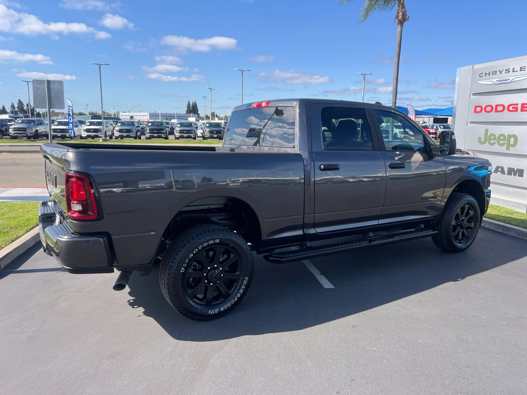 Used 2025 RAM 2500 Big Horn AWD/4WD image 17