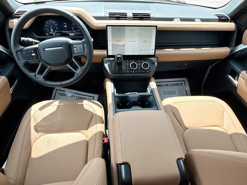 New 2026 Land Rover Defender 110 X-Dynamic SE AWD/4WD image 16