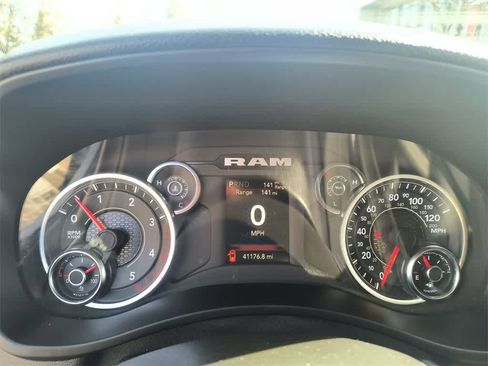 Used 2024 RAM 2500 Big Horn image 15